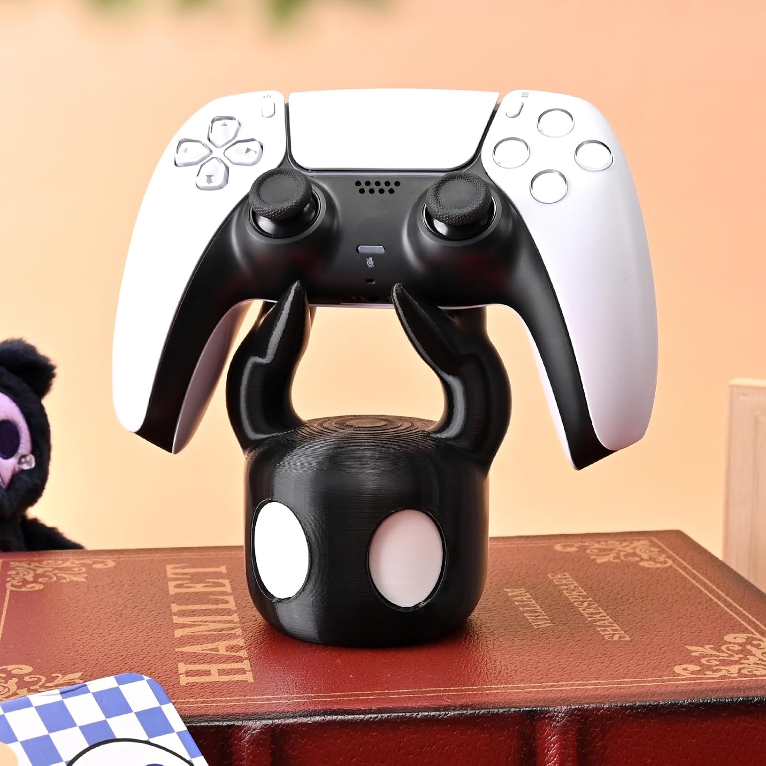 Gaming Controller Ghost Displa - Gaming Console Design ulasan dan harga