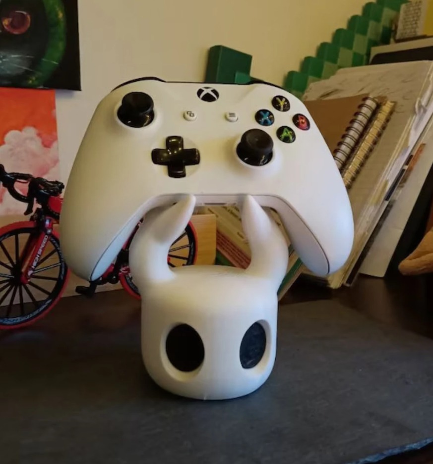 Gaming Controller Ghost Displa - Gaming Console Design ulasan dan harga